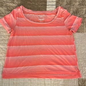 American eagle t shirt xs
